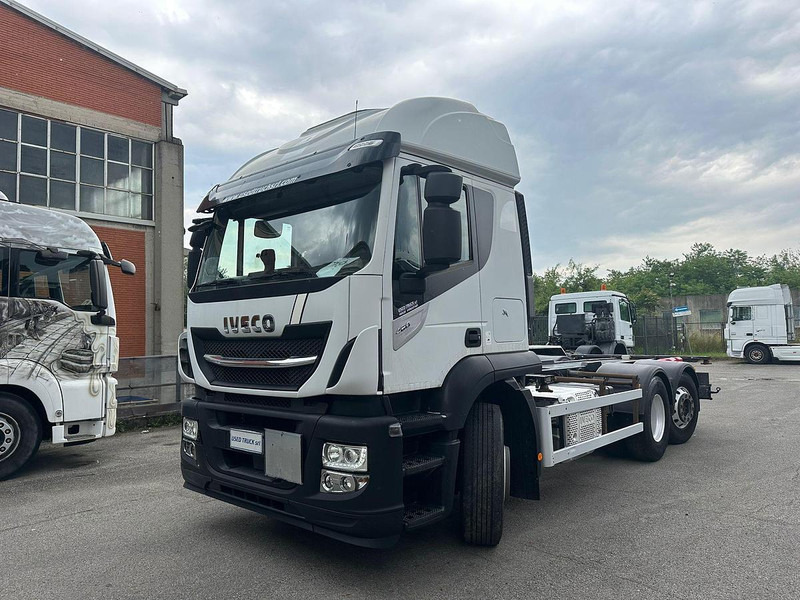 Iveco Stralis 460 - Tovornjak-šasija: slika 1 Iveco Stralis 460 - Tovornjak-šasija: slika 1