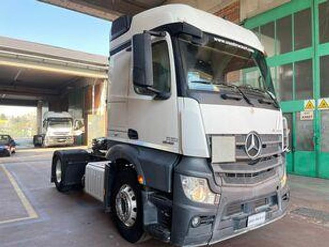 Mercedes-Benz Actros 1845 - Traktor: slika 2 Mercedes-Benz Actros 1845 - Traktor: slika 2