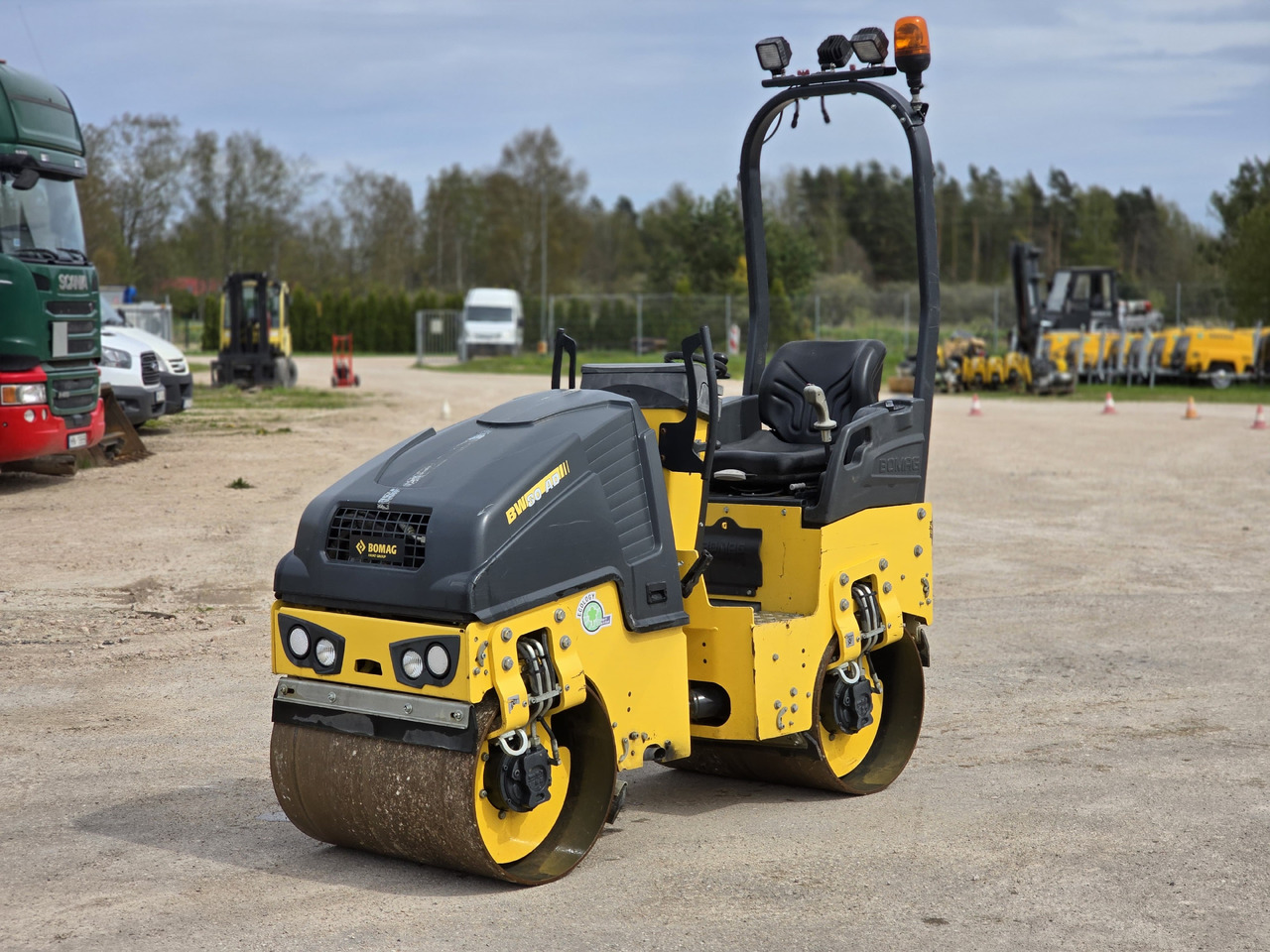 BOMAG BW80-AD5 - Mini valjar: slika 4 BOMAG BW80-AD5 - Mini valjar: slika 4