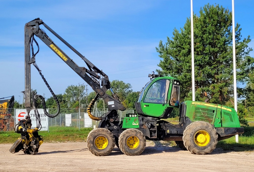 JOHN DEERE 1070 E - Gozdarski kombajn: slika 2 JOHN DEERE 1070 E - Gozdarski kombajn: slika 2