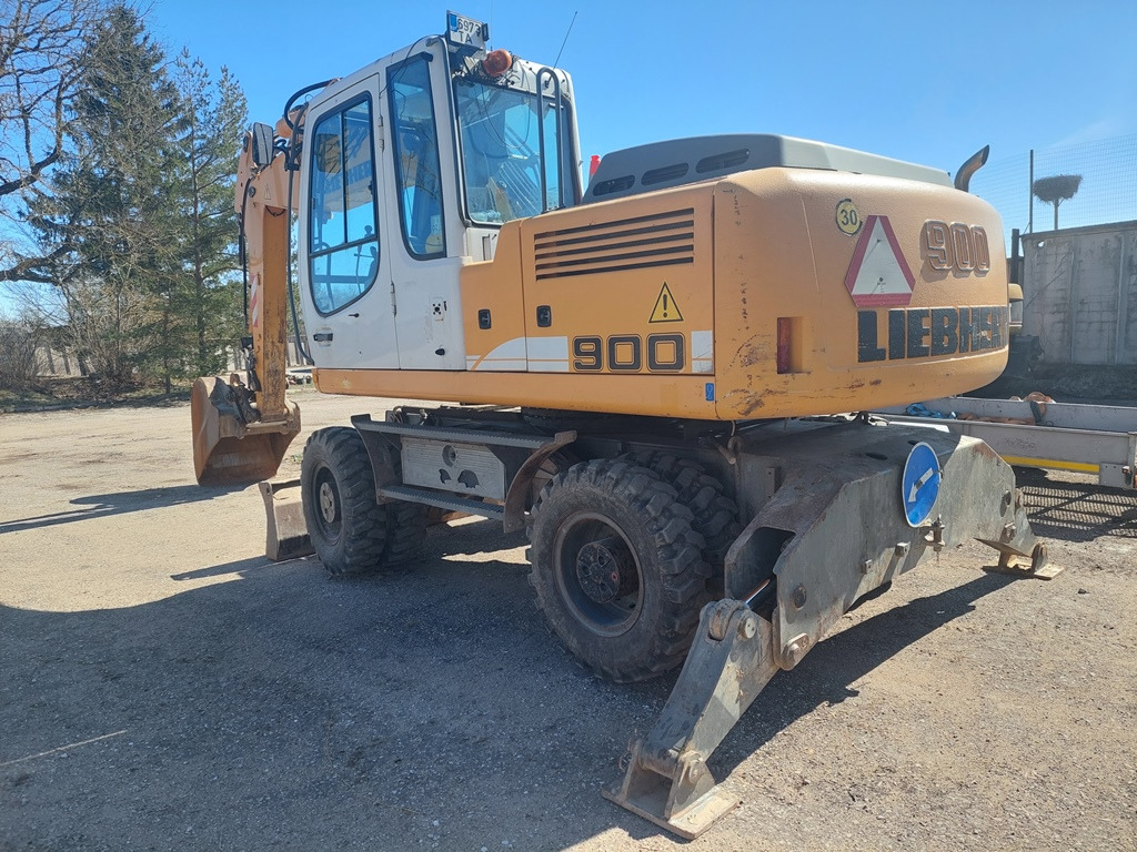 LIEBHERR A900C - Bager na kolesih: slika 2 LIEBHERR A900C - Bager na kolesih: slika 2