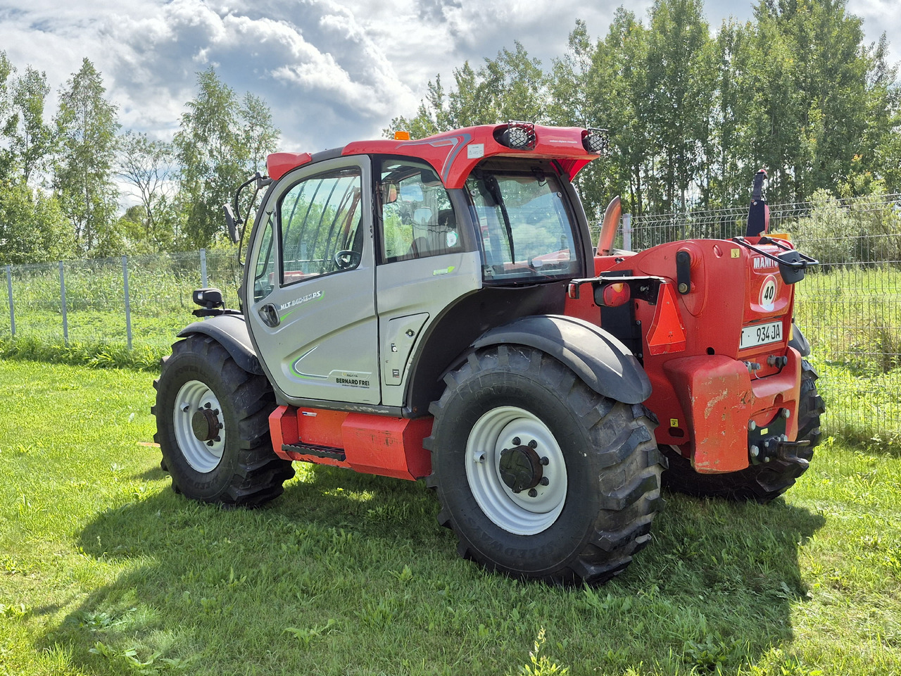 MANITOU MLT840 137 ST38 - Teleskopski kolesni nakladalnik: slika 3 MANITOU MLT840 137 ST38 - Teleskopski kolesni nakladalnik: slika 3