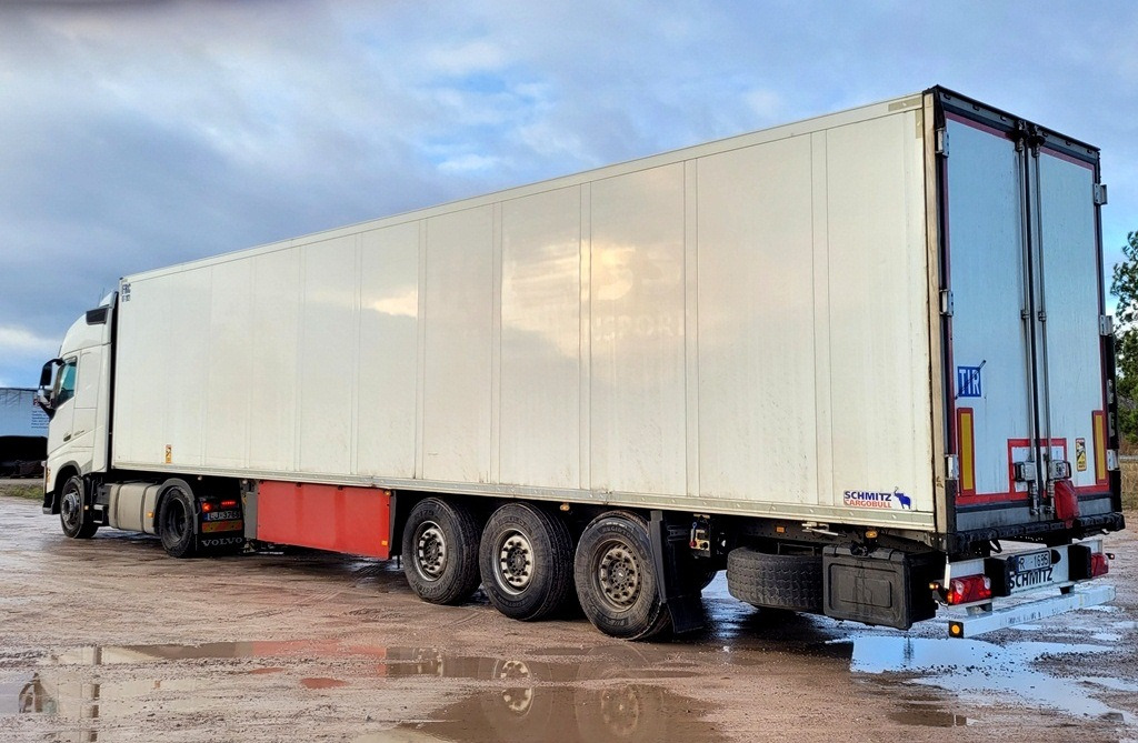 Volvo FH460 + refrigerated semi-trailer - Vlačilec: slika 4 Volvo FH460 + refrigerated semi-trailer - Vlačilec: slika 4