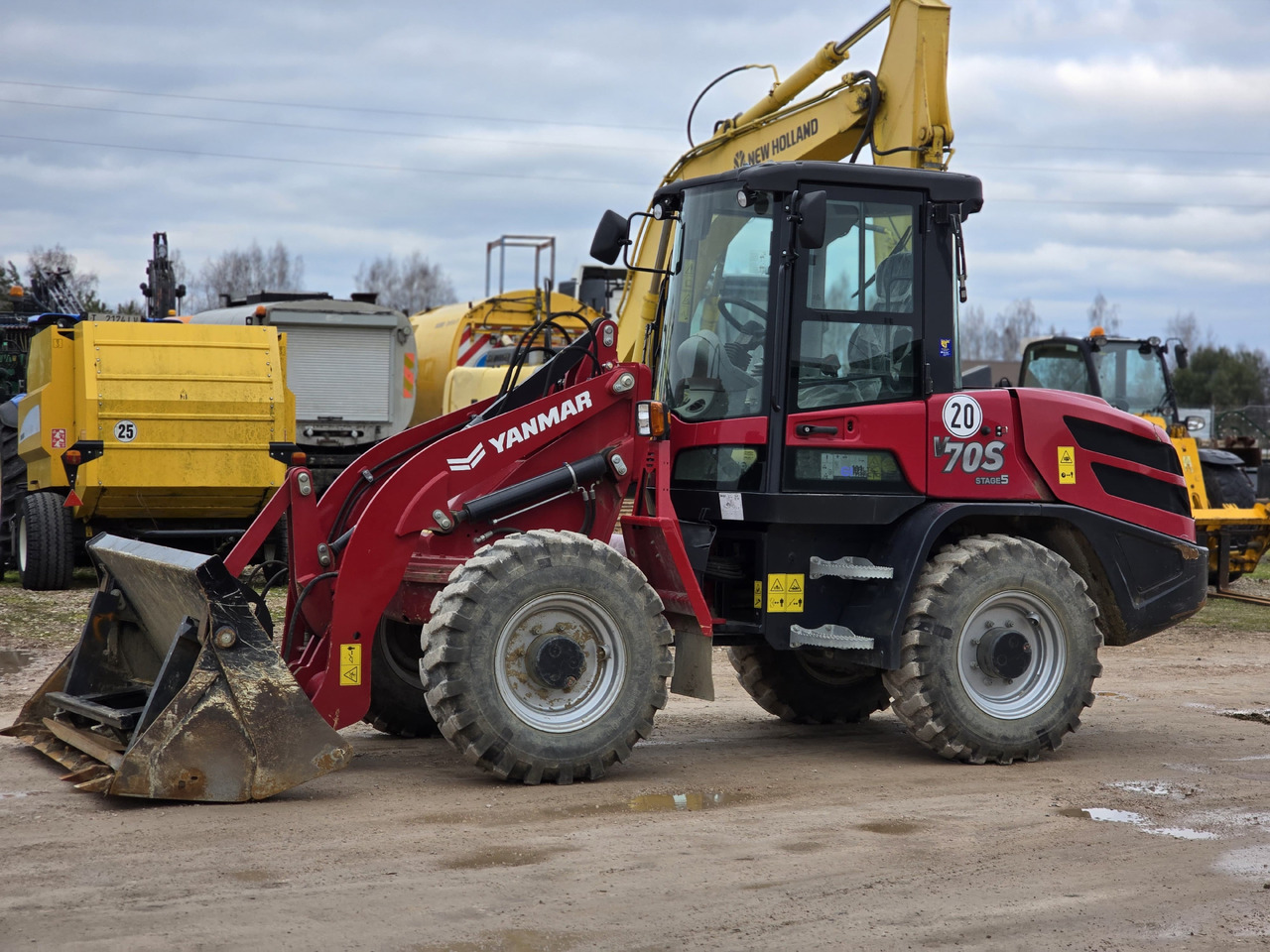 YANMAR V70S - Kolesni nakladalec: slika 3 YANMAR V70S - Kolesni nakladalec: slika 3