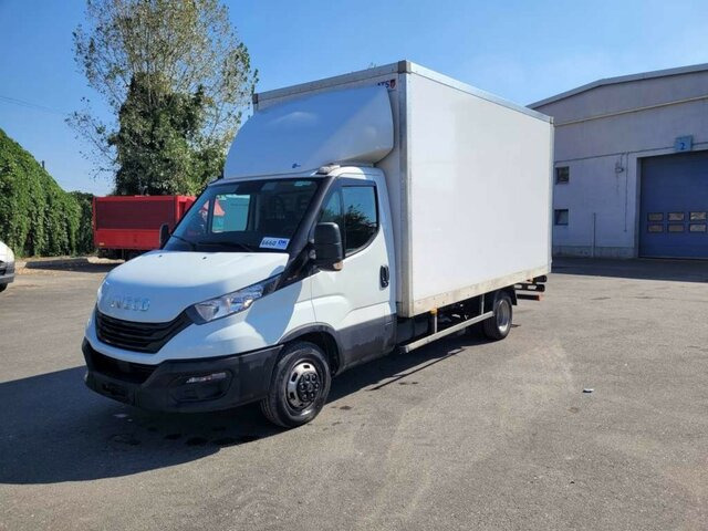 IVECO Daily 35C16H3.0 Kastenaufbau + Kran... - Furgon: slika 1 IVECO Daily 35C16H3.0 Kastenaufbau + Kran... - Furgon: slika 1