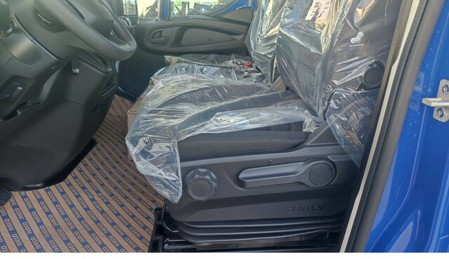 IVECO Daily 35S18H V Kastenwagen Klima Pilot DAB... - Furgon: slika 2 IVECO Daily 35S18H V Kastenwagen Klima Pilot DAB... - Furgon: slika 2