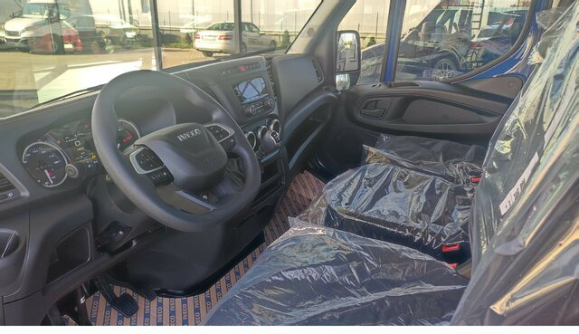 IVECO Daily 35S18H V Kastenwagen Klima Pilot DAB... - Furgon: slika 4 IVECO Daily 35S18H V Kastenwagen Klima Pilot DAB... - Furgon: slika 4