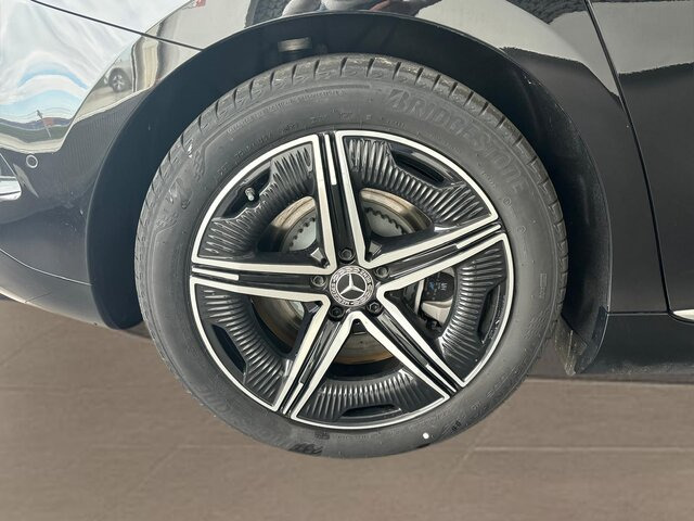 MERCEDES-BENZ EQE 350 4Matic AMG LINE+AC+ELECTRIC ART+ADVANCED... - Limuzina: slika 3 MERCEDES-BENZ EQE 350 4Matic AMG LINE+AC+ELECTRIC ART+ADVANCED... - Limuzina: slika 3