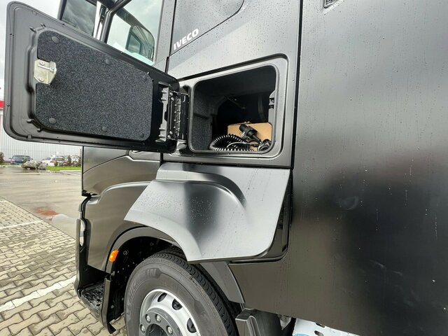 IVECO S-Way AS440S49T/P - AF4T COMFORT+AERO+ LED+NAVI... - Vlačilec: slika 3 IVECO S-Way AS440S49T/P - AF4T COMFORT+AERO+ LED+NAVI... - Vlačilec: slika 3