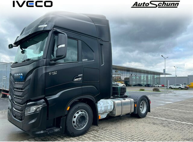 IVECO S-Way AS440S49T/P - AF4T COMFORT+AERO+ LED+NAVI... - Vlačilec: slika 1 IVECO S-Way AS440S49T/P - AF4T COMFORT+AERO+ LED+NAVI... - Vlačilec: slika 1