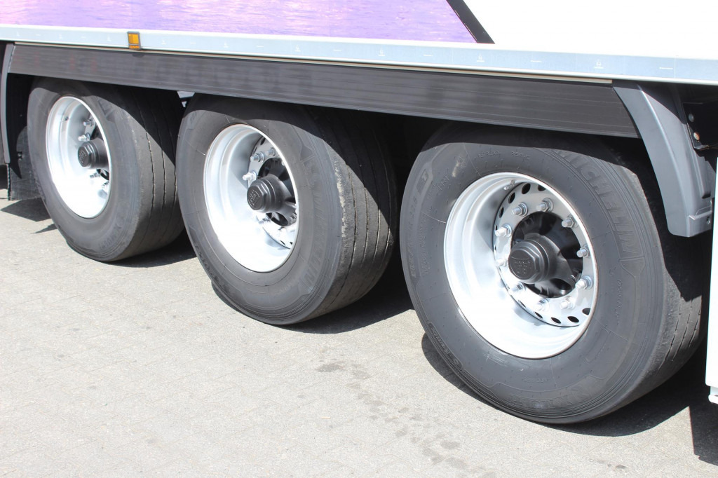 Chereau TK SLXi Spectrum Bi-Multi-Temp. TW FRC 26 - Polprikolica hladilnik: slika 3 Chereau TK SLXi Spectrum Bi-Multi-Temp. TW FRC 26 - Polprikolica hladilnik: slika 3