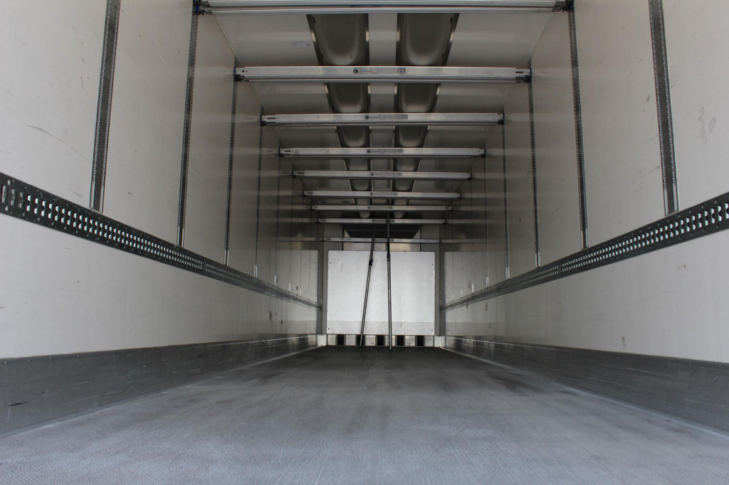 Chereau Thermo King Advancer A400 DS Strom Blumen SAF - Polprikolica hladilnik: slika 2 Chereau Thermo King Advancer A400 DS Strom Blumen SAF - Polprikolica hladilnik: slika 2