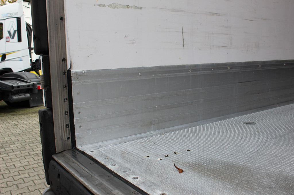 Lamberet TK SLXi Spectrum 2,65h Bi-Multi-Temp. TW LBW - Polprikolica hladilnik: slika 4 Lamberet TK SLXi Spectrum 2,65h Bi-Multi-Temp. TW LBW - Polprikolica hladilnik: slika 4