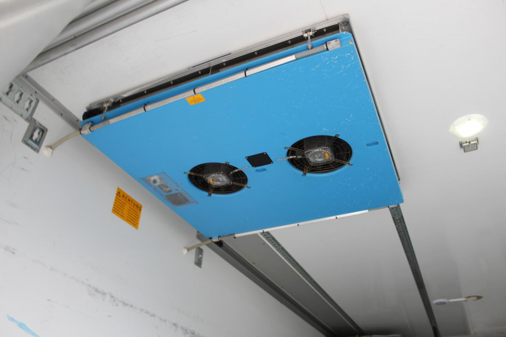 MAN TGM 15.290 E6 Frigoblock Bi-Temp Tür+LBW - Tovornjak hladilnik: slika 2 MAN TGM 15.290 E6 Frigoblock Bi-Temp Tür+LBW - Tovornjak hladilnik: slika 2