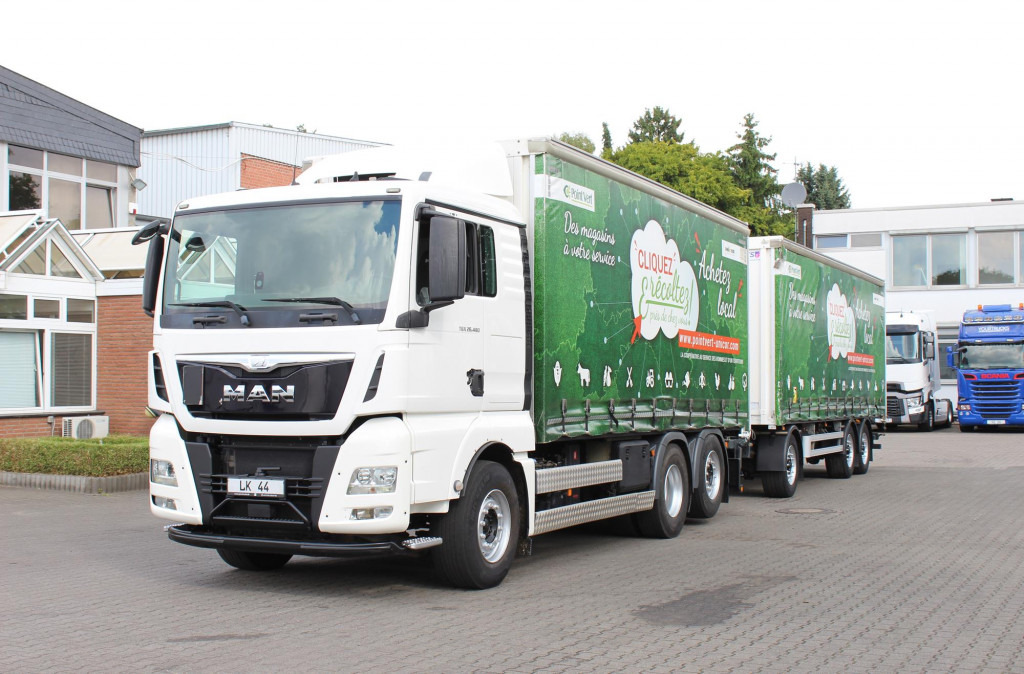 MAN TGX 26.480 Plane Stapleraufnahme Lenkachse Zug! - Tovornjak s ponjavo: slika 1 MAN TGX 26.480 Plane Stapleraufnahme Lenkachse Zug! - Tovornjak s ponjavo: slika 1
