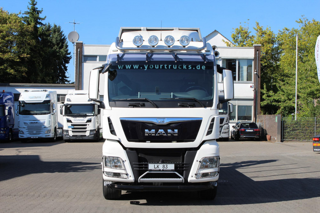 Tovornjak za prevoz lesa, Tovornjak z dvigalom MAN TGX 33.560 D38Motor 6x4 Intarder KESLA-Holzkran: slika 8