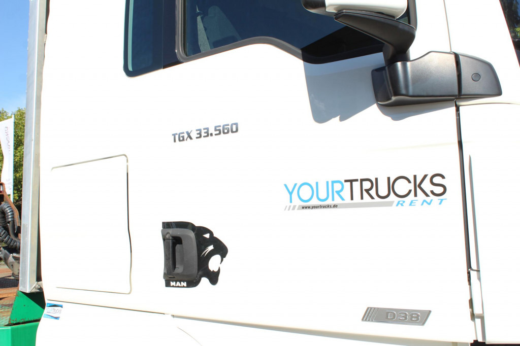 Tovornjak za prevoz lesa, Tovornjak z dvigalom MAN TGX 33.560 D38Motor 6x4 Intarder KESLA-Holzkran: slika 13