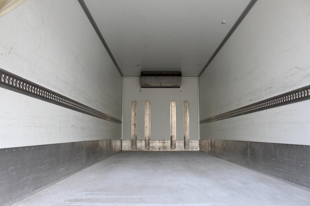 Mercedes-Benz Atego 1223 E6 TK T-800 R Strom LBW - Tovornjak hladilnik: slika 2 Mercedes-Benz Atego 1223 E6 TK T-800 R Strom LBW - Tovornjak hladilnik: slika 2