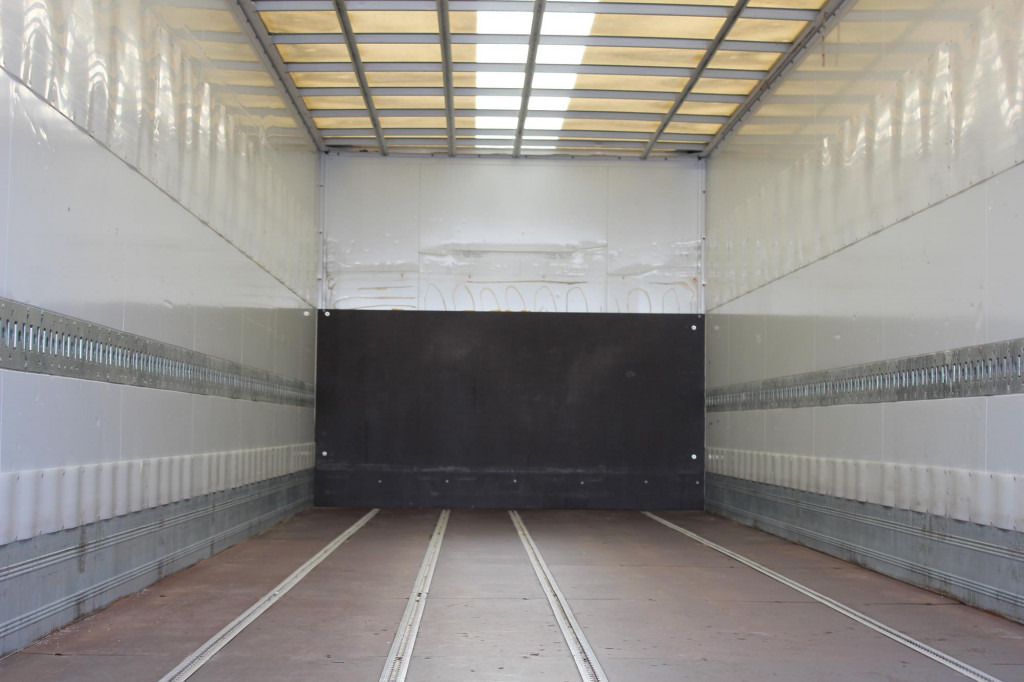 Mercedes-Benz Atego 1321 E6 Koffer Klima Kamera Schalter LBW - Tovornjak zabojnik: slika 3 Mercedes-Benz Atego 1321 E6 Koffer Klima Kamera Schalter LBW - Tovornjak zabojnik: slika 3