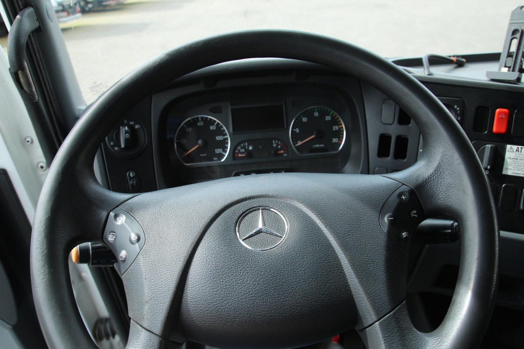 Mercedes-Benz Atego 1322 CS950Mt Bi-Temp. Strom Tür+LBW TW - Tovornjak hladilnik: slika 3 Mercedes-Benz Atego 1322 CS950Mt Bi-Temp. Strom Tür+LBW TW - Tovornjak hladilnik: slika 3