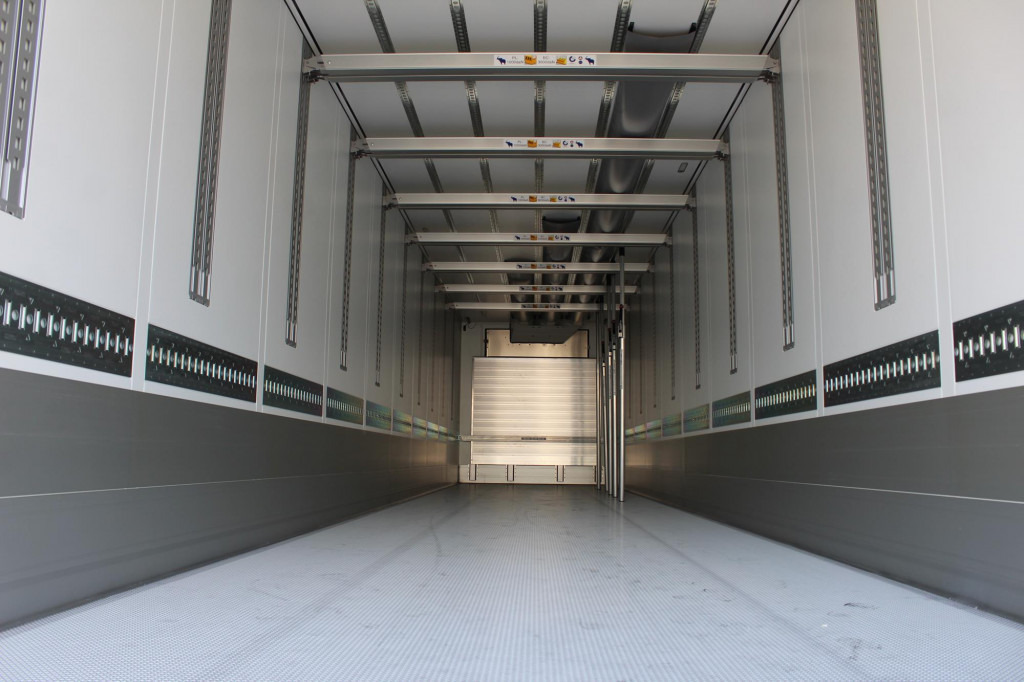 SCHMITZ Thermo KingA400 Blumen Ladebordwand Miete-Rent - Polprikolica hladilnik: slika 2 SCHMITZ Thermo KingA400 Blumen Ladebordwand Miete-Rent - Polprikolica hladilnik: slika 2