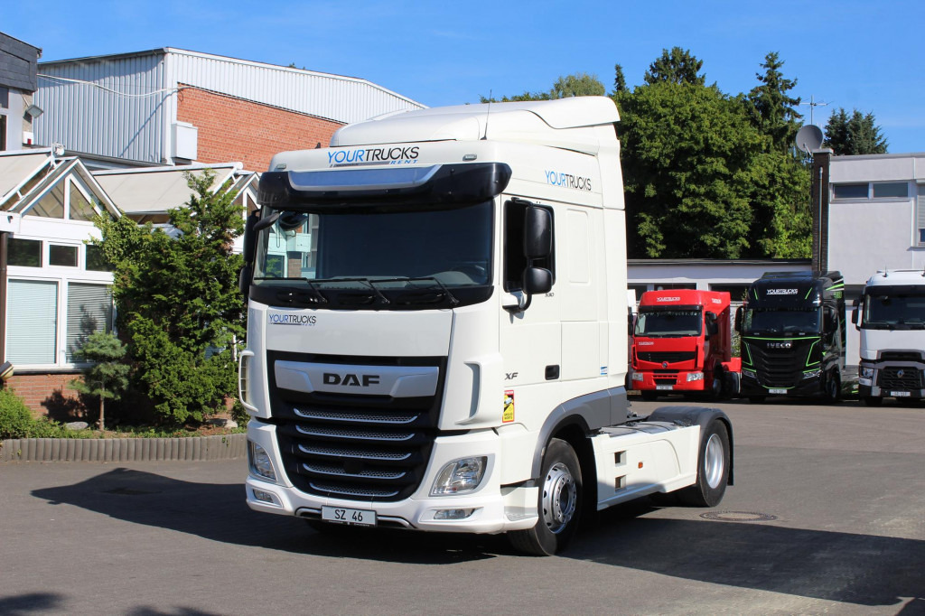 Daf XF 530 SC Retarder ACC LDWS Standklima Kühlbox - Vlačilec: slika 1 Daf XF 530 SC Retarder ACC LDWS Standklima Kühlbox - Vlačilec: slika 1