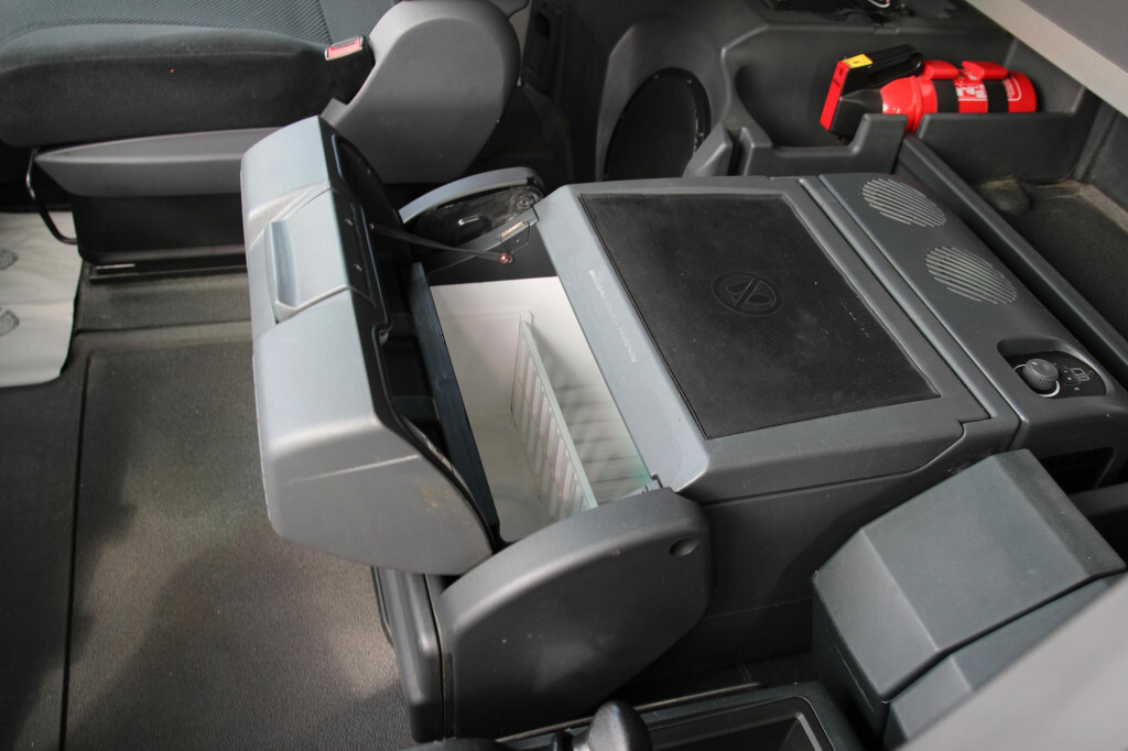 MAN TGX 18.520 E6 XXL D38 Retarder 2 Tank - Vlačilec: slika 4 MAN TGX 18.520 E6 XXL D38 Retarder 2 Tank - Vlačilec: slika 4