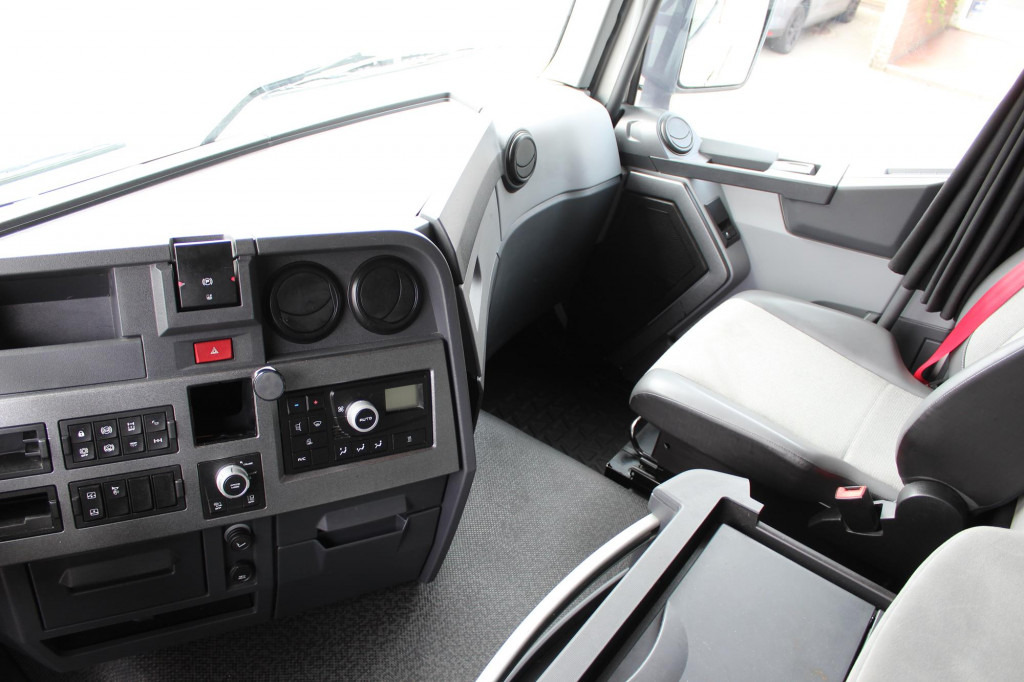 Renault T 480 E6   ACC   LDW   Kühlbox   Vollspoiler - Vlačilec: slika 5 Renault T 480 E6   ACC   LDW   Kühlbox   Vollspoiler - Vlačilec: slika 5