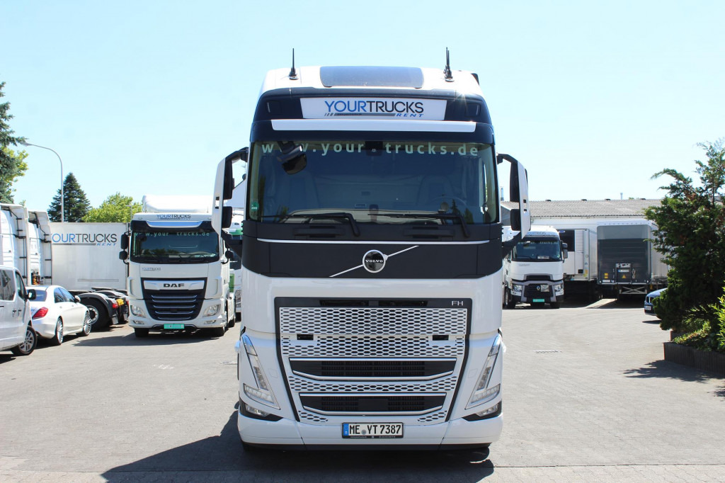 Nov Vlačilec Volvo FH 500 Globe XL  I-Park Cool  Navi  Miete-Rent!: slika 8