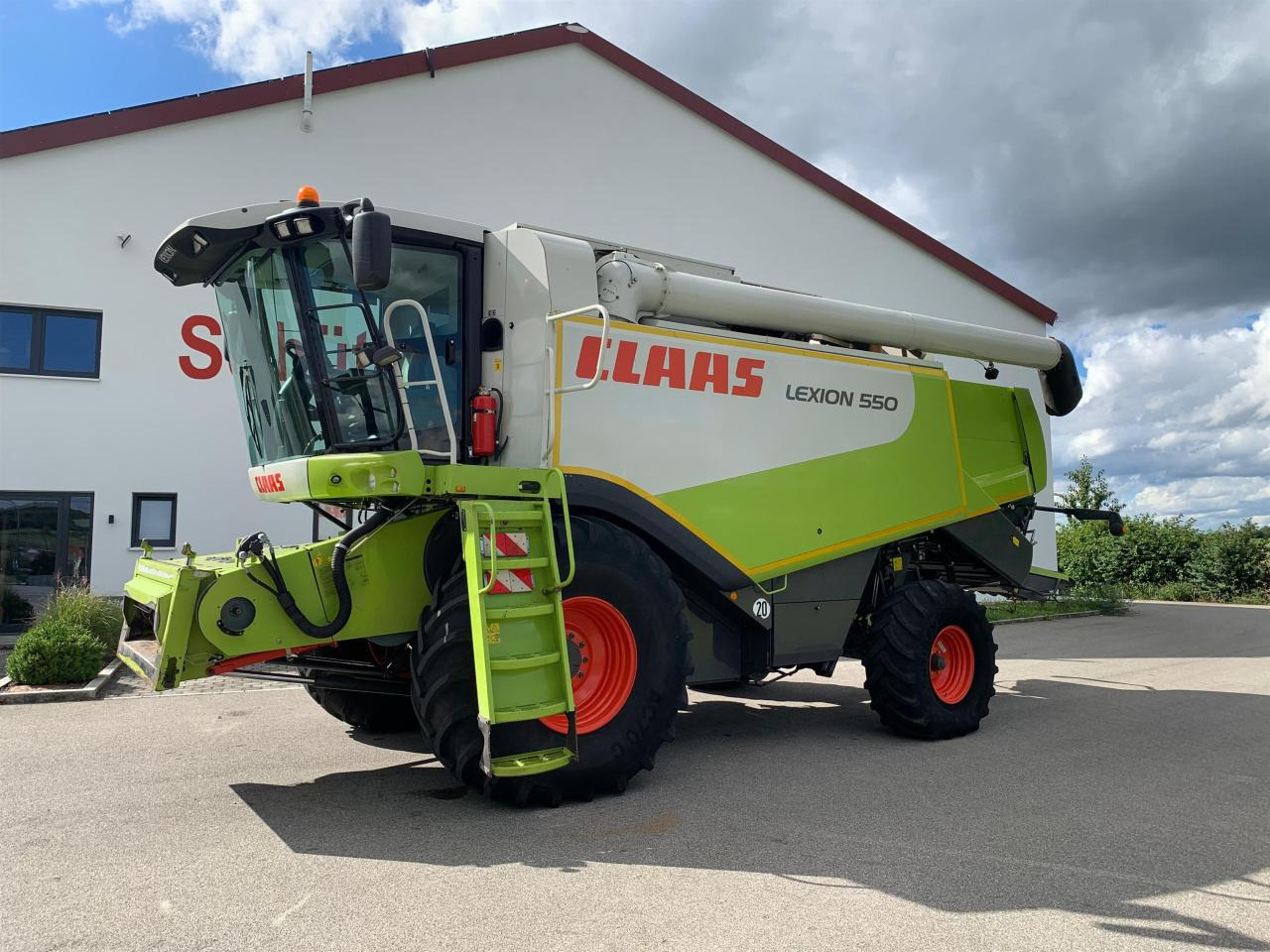 CLAAS Lexion 550, SW V660, 3D, Klimaautomatik - Kombajn harvester: slika 2 CLAAS Lexion 550, SW V660, 3D, Klimaautomatik - Kombajn harvester: slika 2