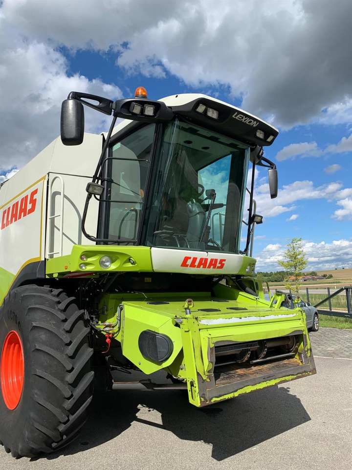CLAAS Lexion 550 mit Schneidwerk V660, 3D und Klimaautomatik, gepflegter Zustand, Baujahr 2009 - Kombajn harvester: slika 5 CLAAS Lexion 550 mit Schneidwerk V660, 3D und Klimaautomatik, gepflegter Zustand, Baujahr 2009 - Kombajn harvester: slika 5