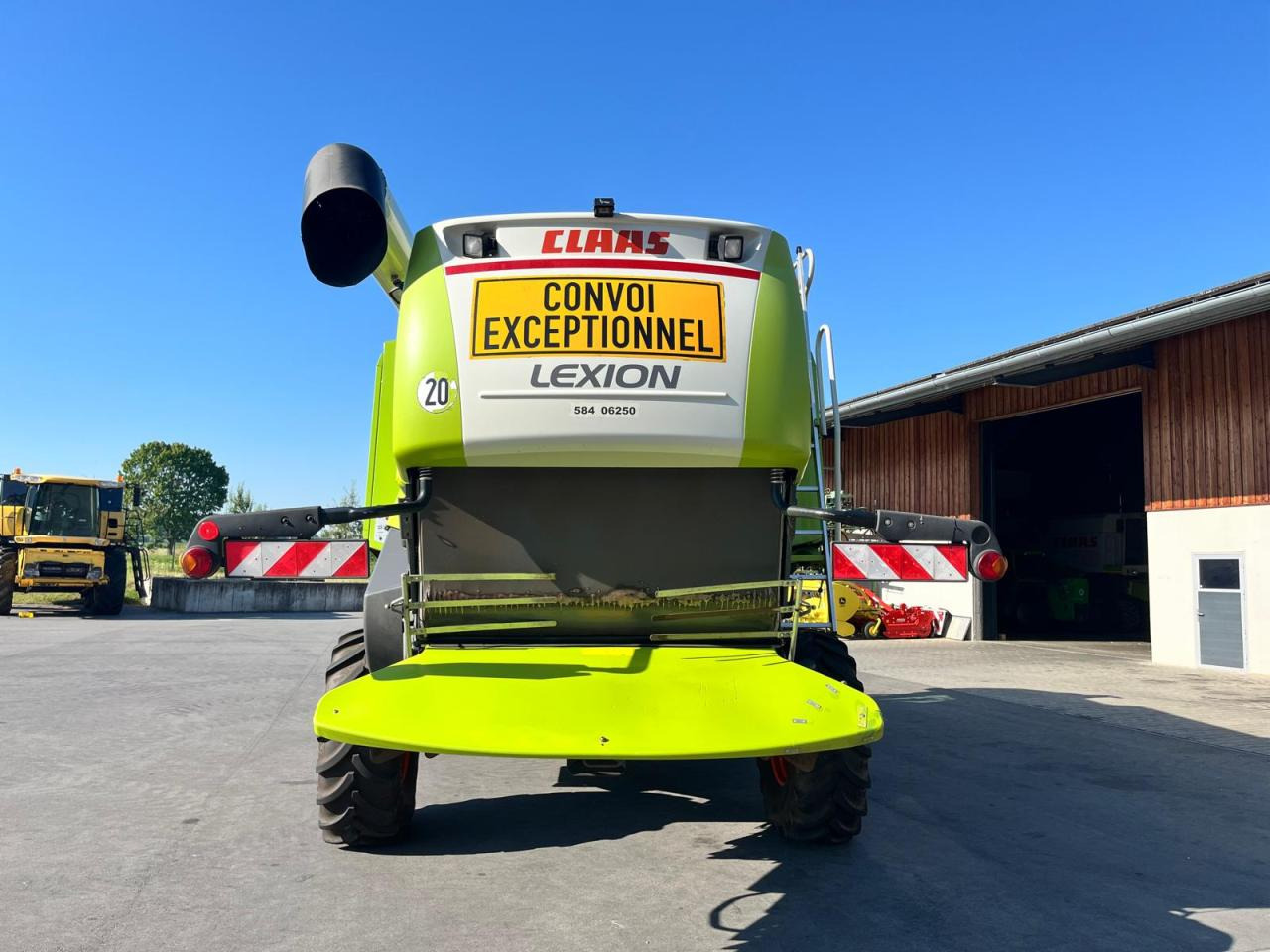 CLAAS Lexion 550 mit Schneidwerk V750, mit 3D, Baujahr 2009, guter gepflegter Zustand - Kombajn harvester: slika 5 CLAAS Lexion 550 mit Schneidwerk V750, mit 3D, Baujahr 2009, guter gepflegter Zustand - Kombajn harvester: slika 5