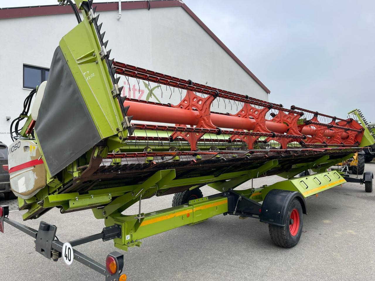 CLAAS Schneidwerk V1050 inkl. Raps, Bj. 2008 - Glava za kombajn: slika 2 CLAAS Schneidwerk V1050 inkl. Raps, Bj. 2008 - Glava za kombajn: slika 2