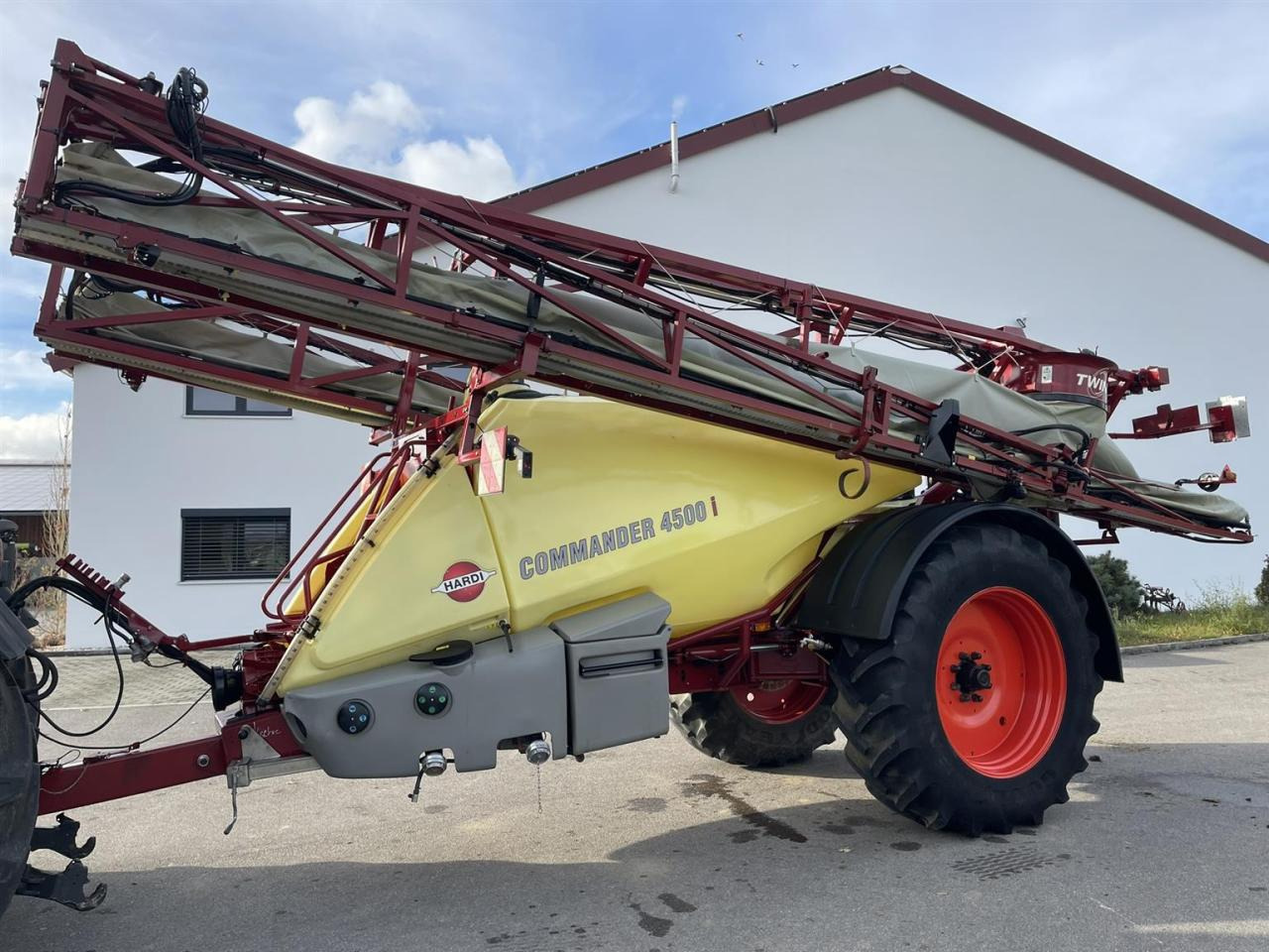 Hardi Commander 4500i Twinforce - Vlečna škropilnica: slika 1 Hardi Commander 4500i Twinforce - Vlečna škropilnica: slika 1