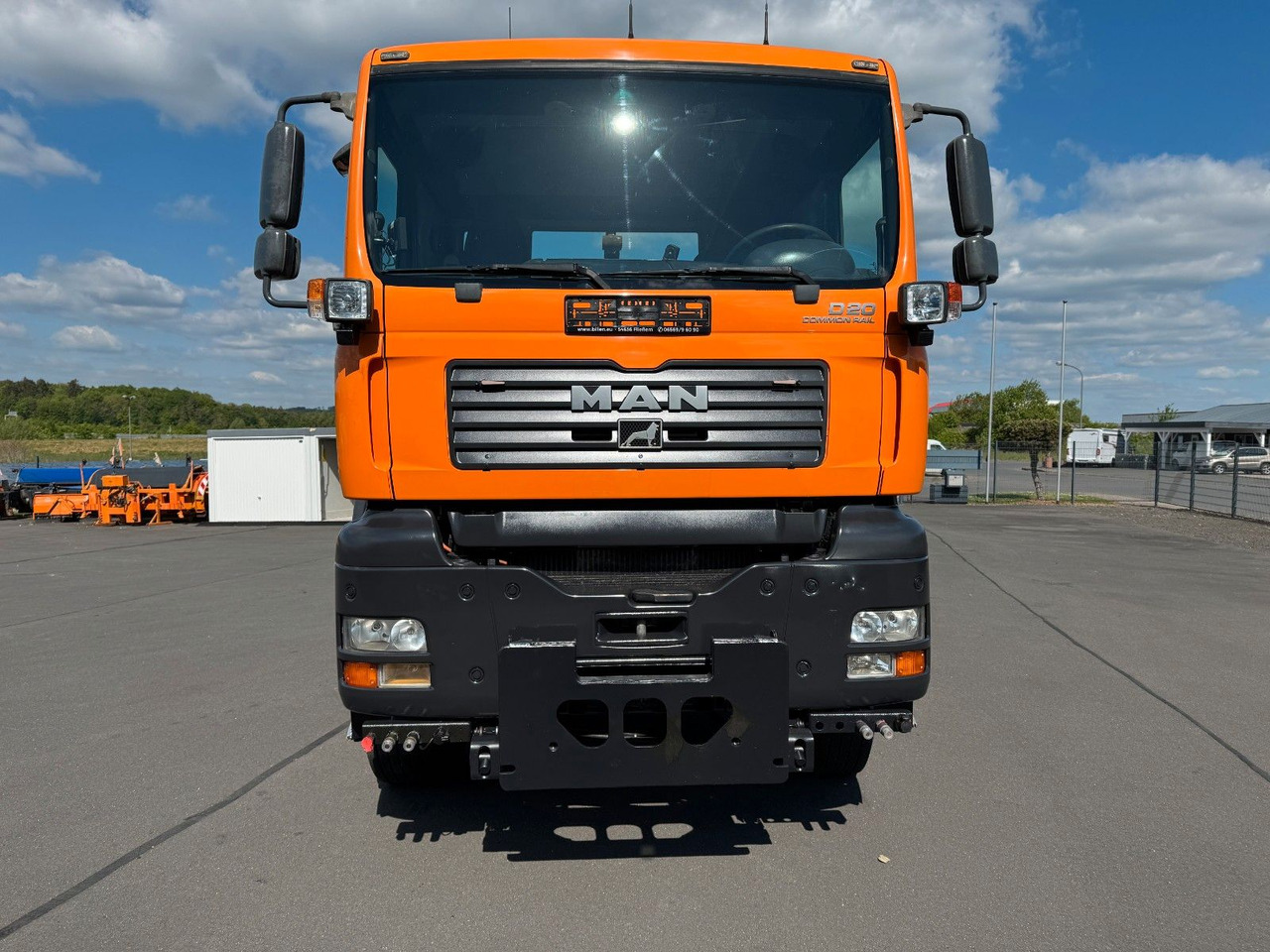 MAN TGA 18.350 4x4 Meiler Abroller RK 14.45 Winterd. - Kotalni prekucni tovornjak: slika 4 MAN TGA 18.350 4x4 Meiler Abroller RK 14.45 Winterd. - Kotalni prekucni tovornjak: slika 4