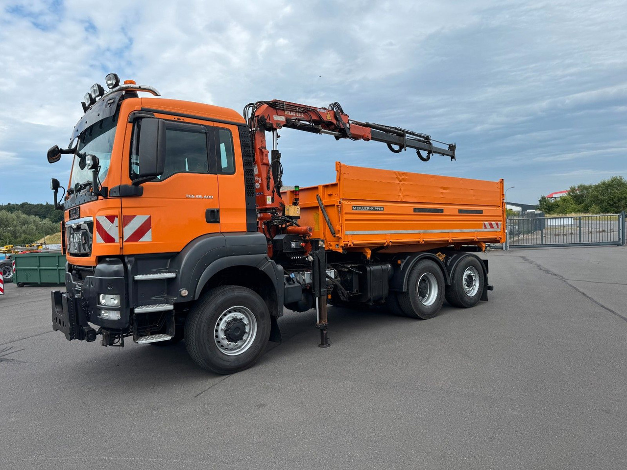 MAN TGS 28.400 6x4-4 BL Kipper / Kran / Winterdienst - Tovornjak prekucnik, Tovornjak z dvigalom: slika 4 MAN TGS 28.400 6x4-4 BL Kipper / Kran / Winterdienst - Tovornjak prekucnik, Tovornjak z dvigalom: slika 4