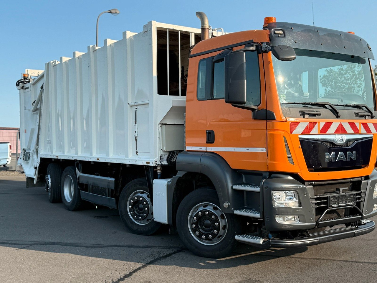 MAN TGS 32.360 8x2 Zoeller Mekam, duo Schütte - Smetarski tovornjak: slika 3 MAN TGS 32.360 8x2 Zoeller Mekam, duo Schütte - Smetarski tovornjak: slika 3