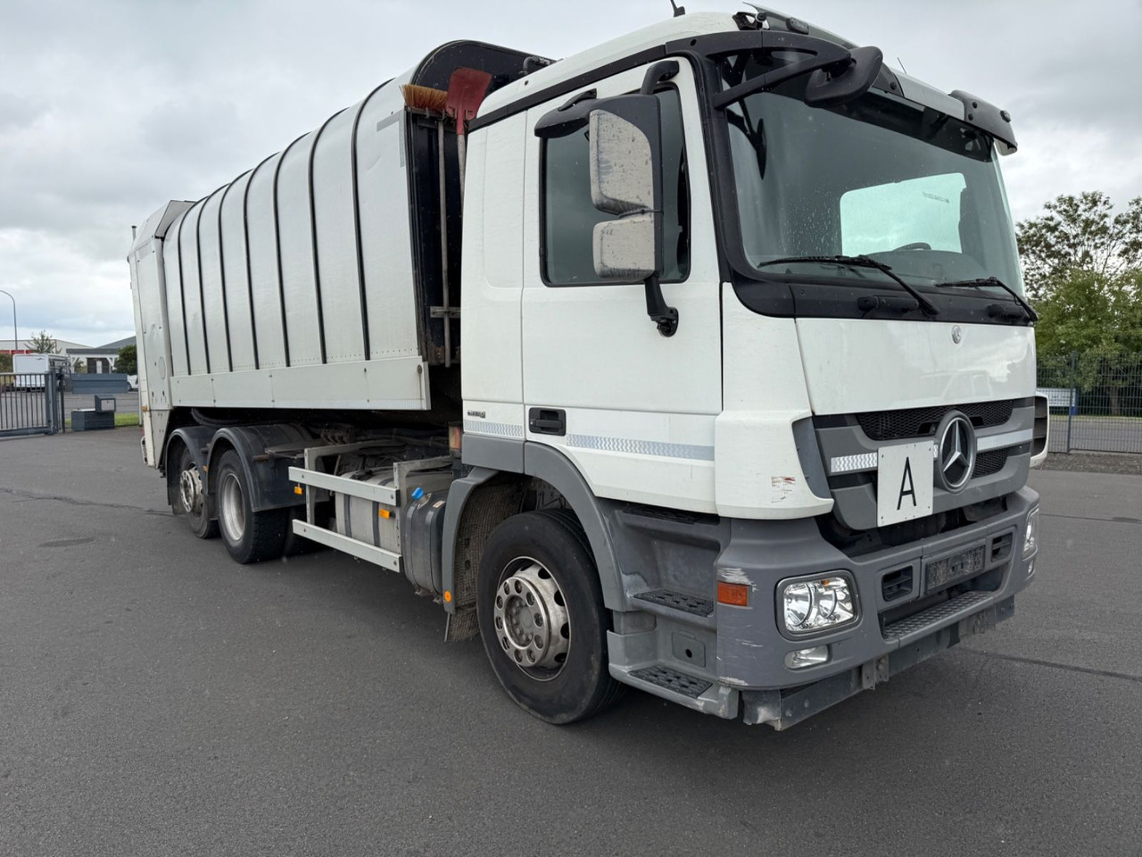 Mercedes-Benz Actros MP3 2532 6x2 Faun Rotorpress 521 - Smetarski tovornjak: slika 3 Mercedes-Benz Actros MP3 2532 6x2 Faun Rotorpress 521 - Smetarski tovornjak: slika 3