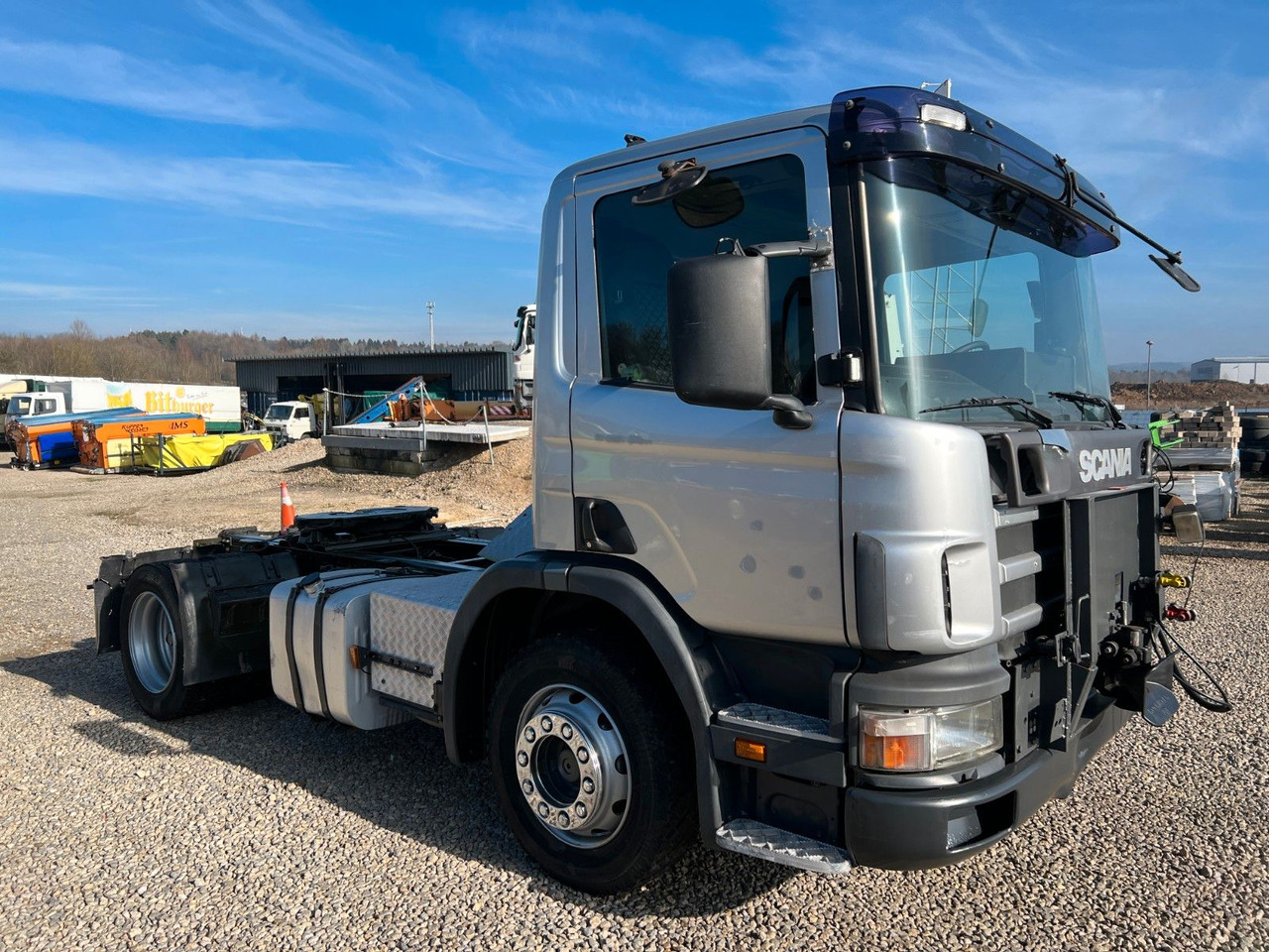 Scania P 94 GA 4x2 NA 310 Scania P 94 GA 4x2 NA 310 - Vlačilec: slika 2 Scania P 94 GA 4x2 NA 310 Scania P 94 GA 4x2 NA 310 - Vlačilec: slika 2