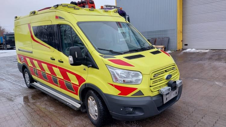 FORD TRANSIT 2,0TDI AMBULANCE KLIMA 1.2018 EURO 6, 3 UNITS - Reševalno vozilo: slika 1 FORD TRANSIT 2,0TDI AMBULANCE KLIMA 1.2018 EURO 6, 3 UNITS - Reševalno vozilo: slika 1
