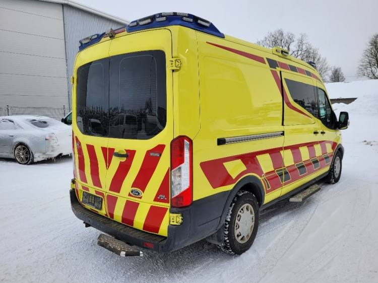 FORD TRANSIT 2,0TDI AMBULANCE KLIMA 4.2018 EURO 6, 3 UNITS - Reševalno vozilo: slika 3 FORD TRANSIT 2,0TDI AMBULANCE KLIMA 4.2018 EURO 6, 3 UNITS - Reševalno vozilo: slika 3
