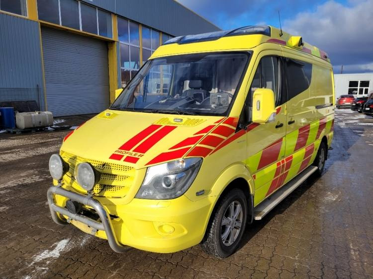 MERCEDES – BENZ SPRINTER 3.0D AMBULANCE (PROFILE) KLIMA 2.2016 EURO 6 - Reševalno vozilo: slika 2 MERCEDES – BENZ SPRINTER 3.0D AMBULANCE (PROFILE) KLIMA 2.2016 EURO 6 - Reševalno vozilo: slika 2