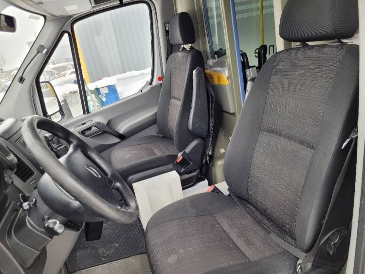 Reševalno vozilo MERCEDES – BENZ SPRINTER 3.0D AMBULANCE (PROFILE) KLIMA 7.2015 EURO 6: slika 24