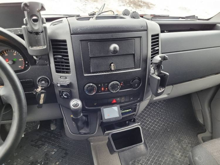 Reševalno vozilo MERCEDES – BENZ SPRINTER 3.0D AMBULANCE (PROFILE) KLIMA 7.2015 EURO 6: slika 21