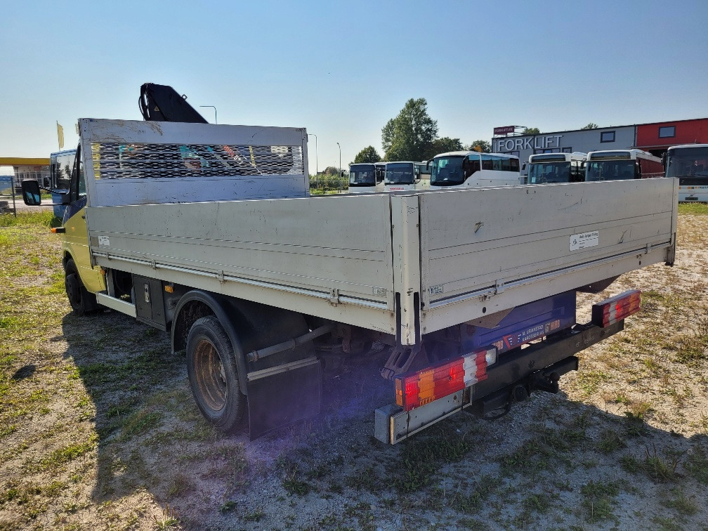 MERCEDES – BENZ SPRINTER 616CDI HIAB 027-2 Crane 10.2004 - Dostavno vozilo s kesonom: slika 4 MERCEDES – BENZ SPRINTER 616CDI HIAB 027-2 Crane 10.2004 - Dostavno vozilo s kesonom: slika 4