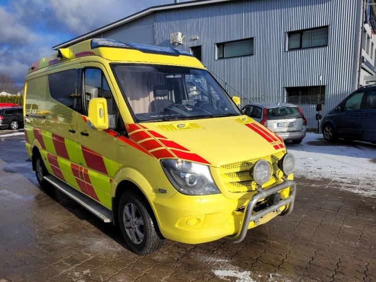 MERCEDES – BENZ SPRINTER AMBULANCE (PROFILE) KLIMA 2.2016 EURO 6 - Reševalno vozilo: slika 1 MERCEDES – BENZ SPRINTER AMBULANCE (PROFILE) KLIMA 2.2016 EURO 6 - Reševalno vozilo: slika 1