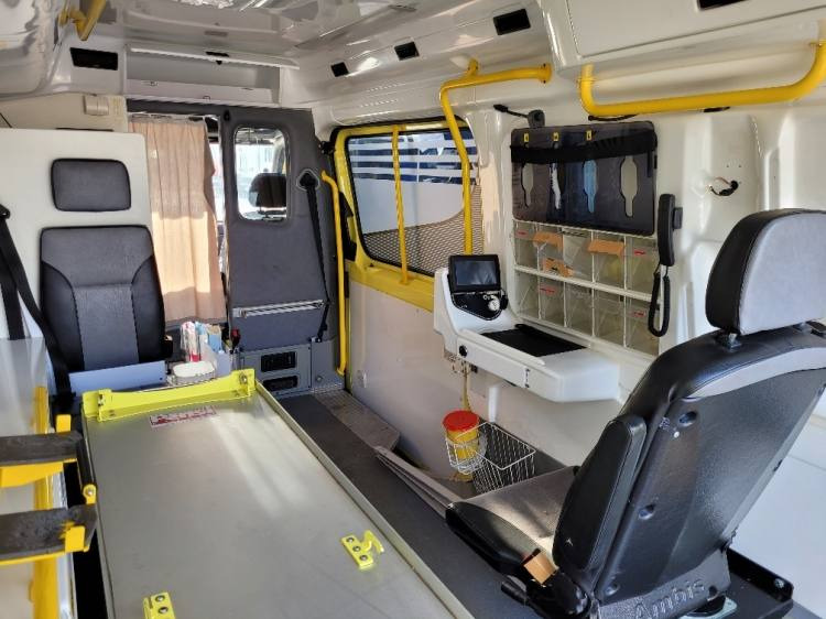 MERCEDES – BENZ SPRINTER AMBULANCE (PROFILE) KLIMA 2.2016 EURO 6 - Reševalno vozilo: slika 5 MERCEDES – BENZ SPRINTER AMBULANCE (PROFILE) KLIMA 2.2016 EURO 6 - Reševalno vozilo: slika 5