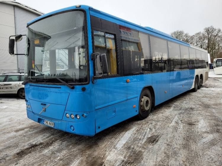 VOLVO B12BLE 8700 KLIMA, 8.2010, EURO 5, RAMP, 58 seats, 14,7m - Primestni avtobus: slika 2 VOLVO B12BLE 8700 KLIMA, 8.2010, EURO 5, RAMP, 58 seats, 14,7m - Primestni avtobus: slika 2