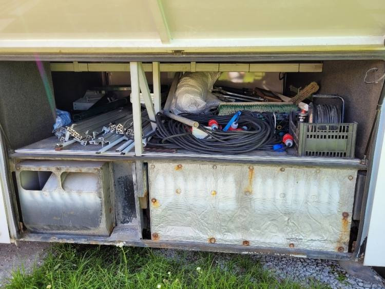 VOLVO B12M BERKHOF AXIAL70 MOTORHOME KLIMA 3.2003 - Potovalni avtobus: slika 5 VOLVO B12M BERKHOF AXIAL70 MOTORHOME KLIMA 3.2003 - Potovalni avtobus: slika 5