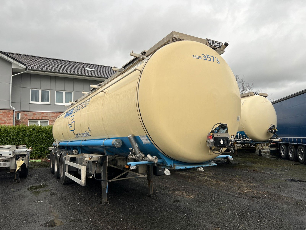 Lag 32.000 l Lebensmitteltank, 3 Kammern, ADR - Polprikolica cisterna: slika 1 Lag 32.000 l Lebensmitteltank, 3 Kammern, ADR - Polprikolica cisterna: slika 1
